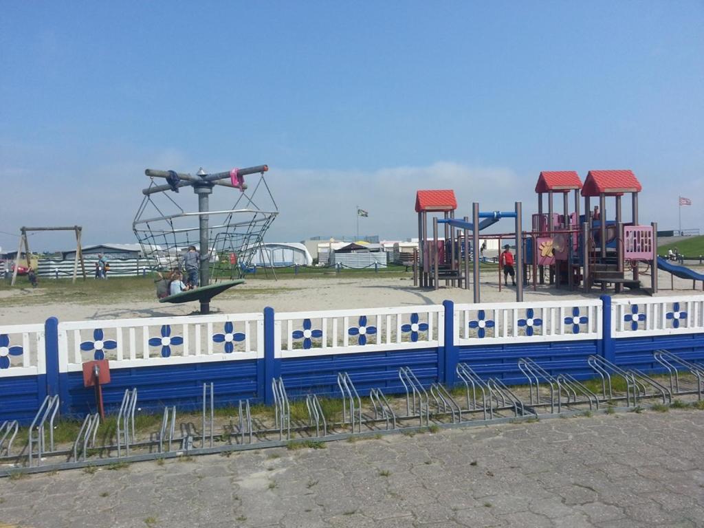 Lodge Camp Harlesiel Direkt Am Wattenmeer فيتموند المظهر الخارجي الصورة